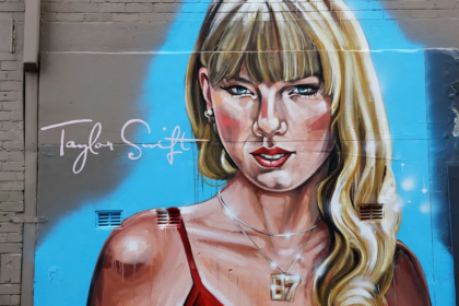 A vivid painting of Taylor Swift has risen in Sydney, Australia, just in time for her upcoming Eras Tour at Accor Stadium.