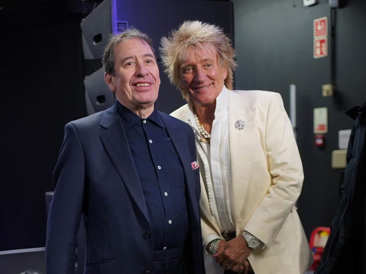 Rod Stewart and Jools Holland's cover collection is poised to take the top spot on the UK charts.